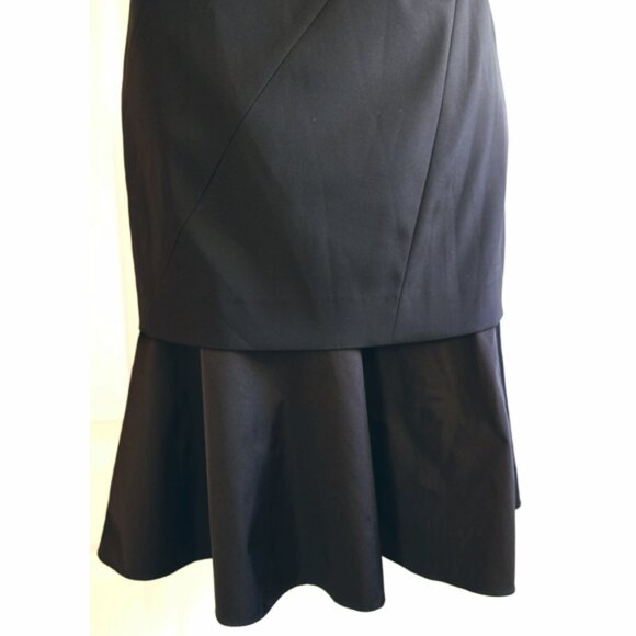 Karen Millen black mermaid dress with bow and flounce - Picture 5 of 11